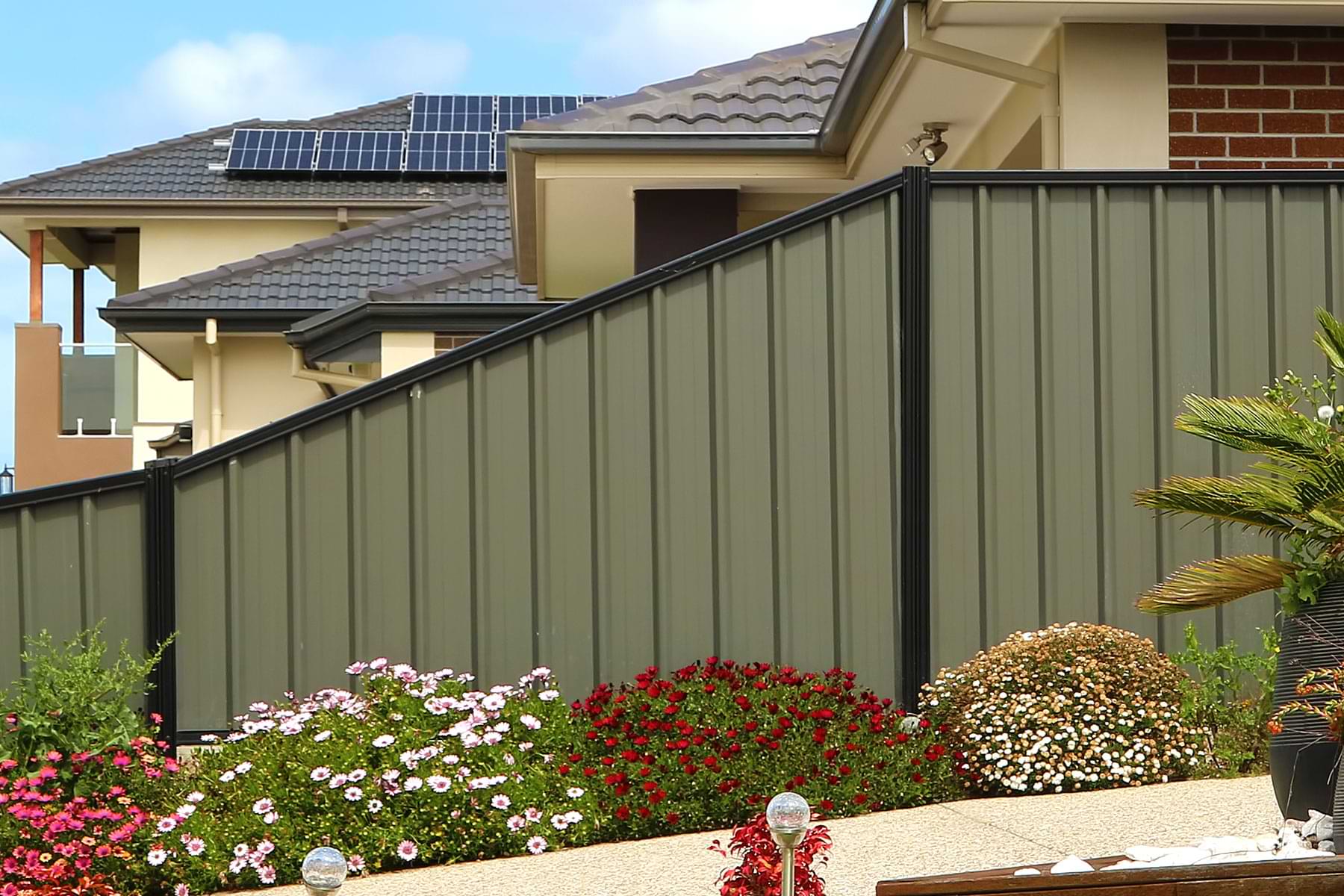colorbond fencing townsville